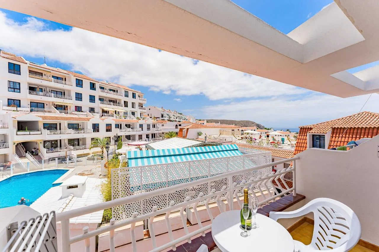 Pretty 1B Apartment In Diamantes 2, Heated Pool Los Cristianos  Los Cristianos (Tenerife)